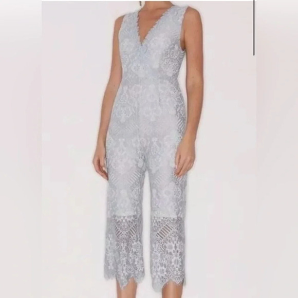 NWT Foxiedox Ice Blue Lace Sleeveless Jumpsuit Faux Wrap Keyhole Back Cropped - Picture 1 of 12